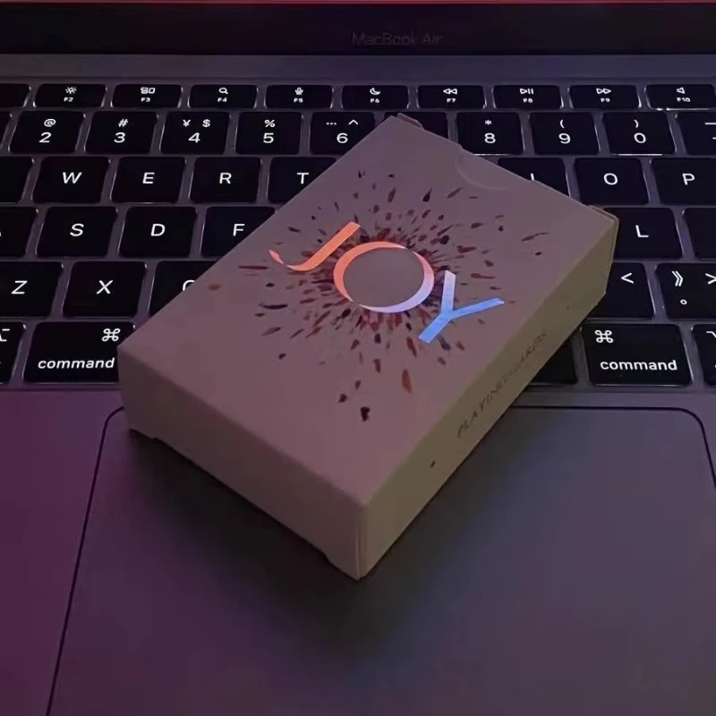 Cartas de póker de Color láser - Board Game Uno reseña y precio
